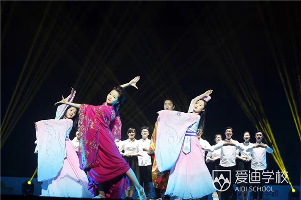 北京爱迪学校与太阳同行音乐会在北京保利剧院隆重举行