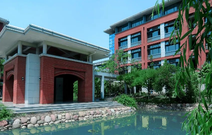 成都七中国际部2023-2024学年秋季招生简章