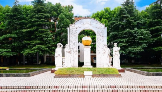 上海市民办金苹果学校