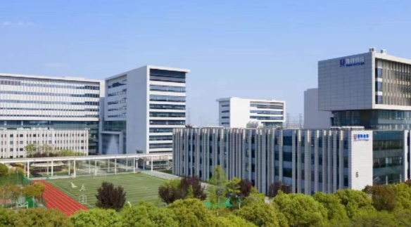2023年苏州领科海外教育学校学费标准