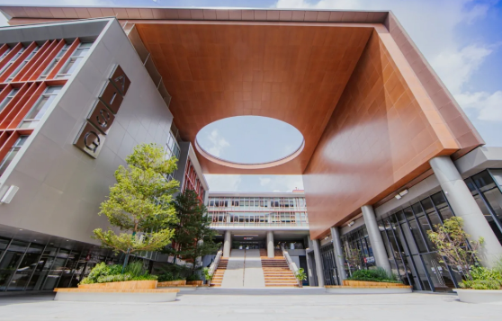 2025年广州美国人外籍人员子女学校招生学费