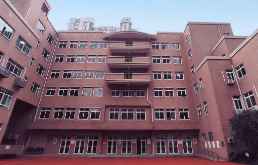 上海民办南模中学2024年招生学费是多少？