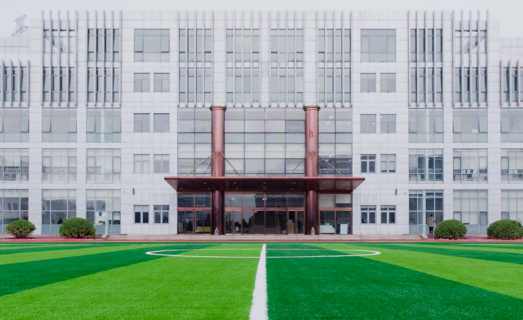 青苗学校常营校区学费多少钱一年