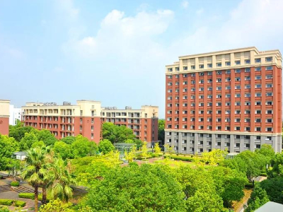 上海光华学院剑桥国际中心招生入学