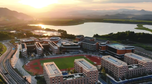 昆山狄邦华曜学校