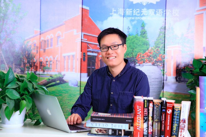陈磊 数学老师 取得美国特拉华大学理学硕士、博士研究生。曾获高中数学联赛一等奖，免高考保送至南开大学陈省身数学试点班。在特拉华大学期间，给各学科本科生全英文教授微积分等数学课程。