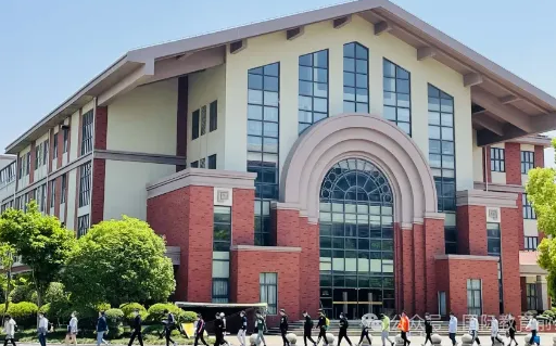 上海天华英澳美学校国际高中入学考试安排
