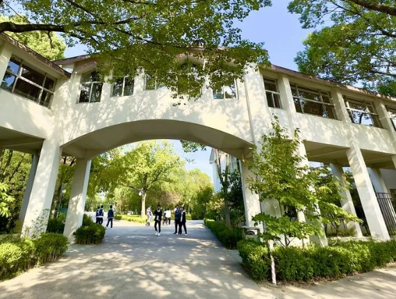 苏州国际外语学校