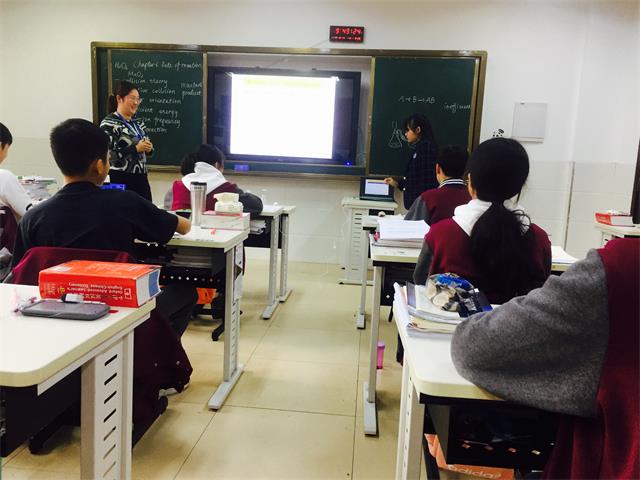 【国际高中】公开课教学搭平台 青年教师展风采